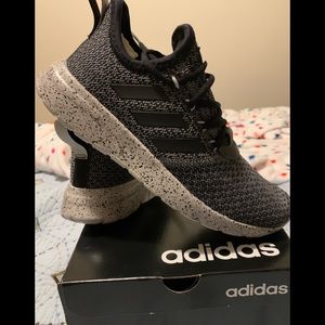 Men’s Adidas Shoes size 7